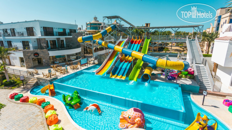 New photos from tourists La Rosa Waves Beach & Aqua Park 4*