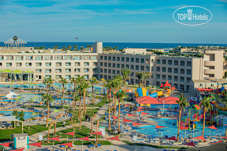 Hotel photo Titanic Resort and Aqua Park 4*