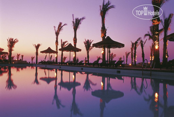 Hotel photo Tamra Beach Resort 4*