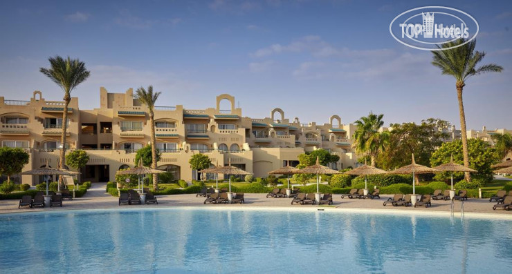 Новые добавленные фото туристов Coral Sea Waterworld 4*