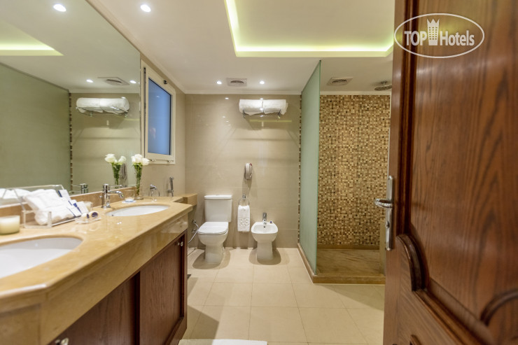 Hotelier's photos Royal Savoy 5*