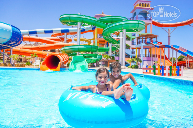 Hotelier's photos Charmillion Gardens Aqua Park 5*
