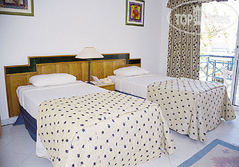 New photos from tourists Al Bostan 4*