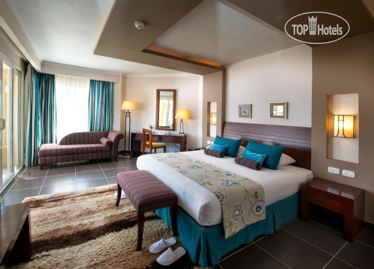 Hotelier's photos Amwaj Beach Club Abu Soma 4*