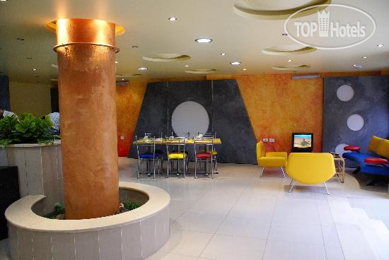 New photos from tourists Tetrapylon 3*