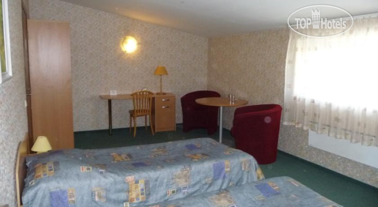 New photos from tourists Tevyne Motel