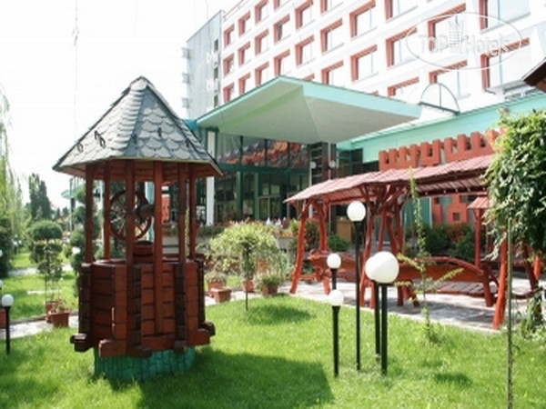 Hotel photo Carpati 4*