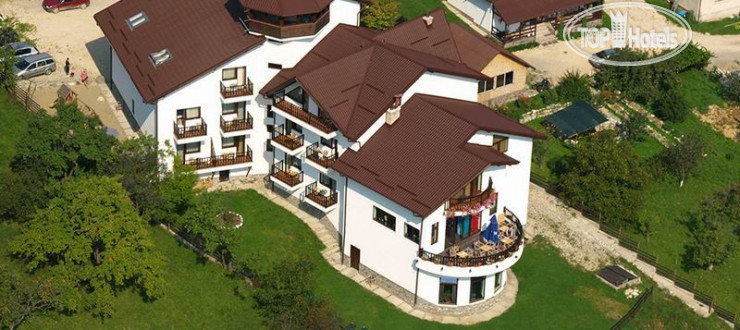 Hotelier's photos Vila Transylvanian Inn 3*