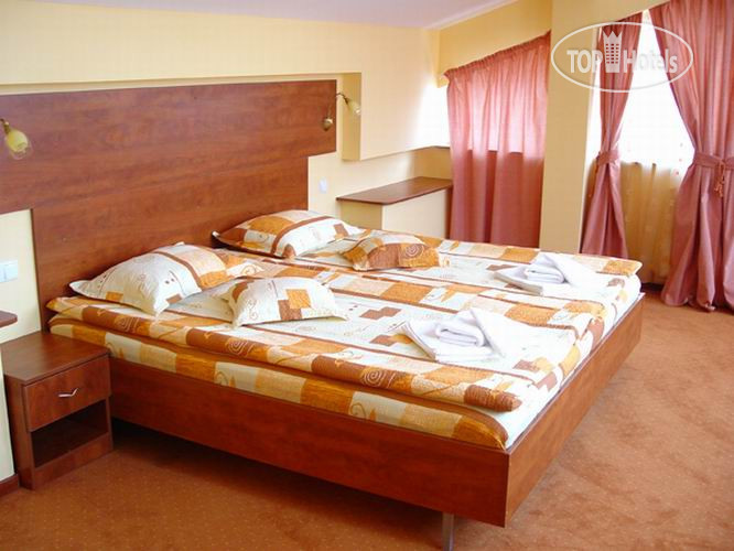 New photos from tourists City Center 3*
