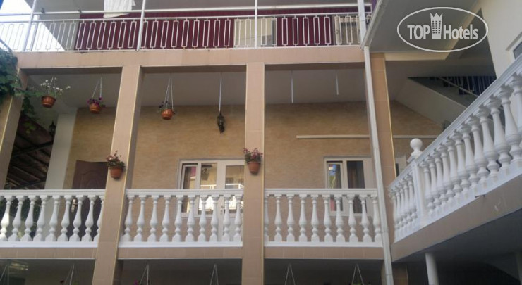 Hotelier's photos Green Guest House