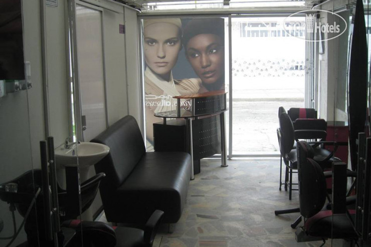 Фото Women's Wellness Hostel