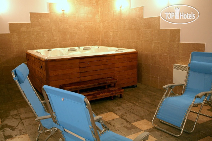 Hotel photo Harnas 2*