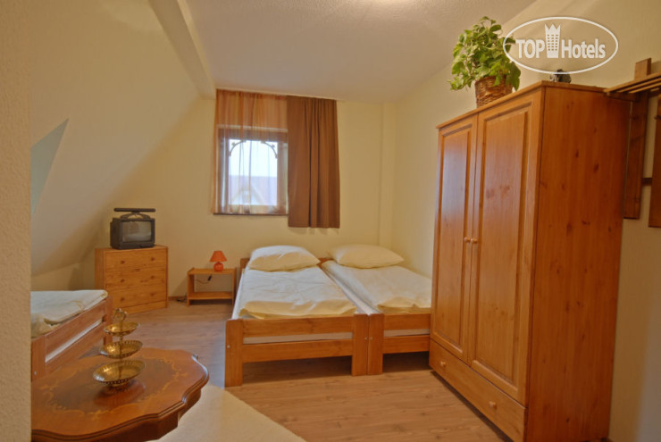 New photos from tourists Willa Kaminska APT