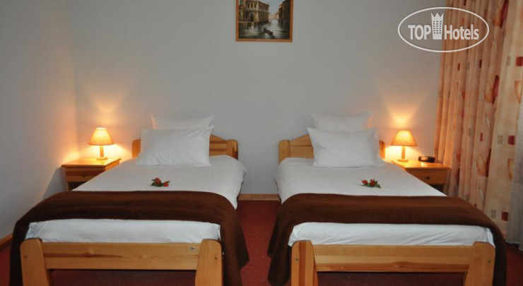 New photos from tourists Metro Hotel 3*
