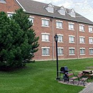 Фото Quality Suites Whitby