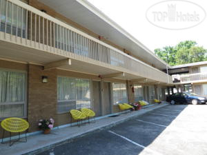 Фото Parkway Motel