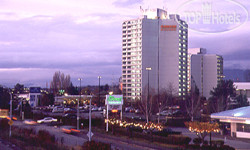 Фото Sandman Signature Hotel Vancouver Airport