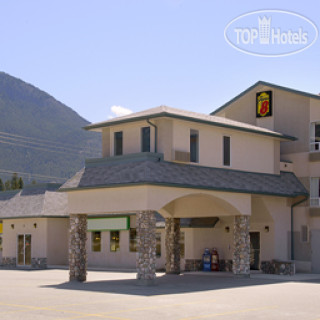 Фото Super 8 Invermere