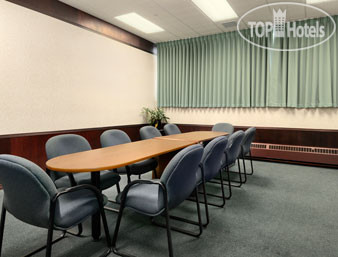 New photos from tourists Ramada Edmonton South 3*