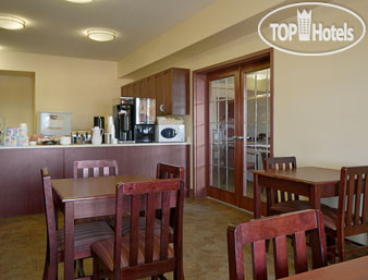 New photos from tourists Super 8 Fort Saskatchewan 1*