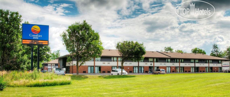 Hotelier's photos Comfort Inn West Kanata 2*