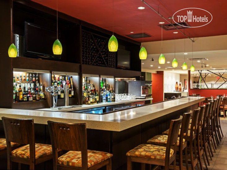 New photos from tourists Crowne Plaza Toronto Airport 3*