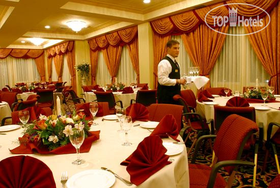 New photos from tourists Four Points by Sheraton Toronto Lakeshore 4*