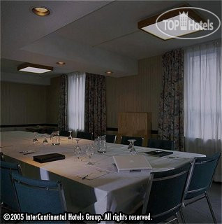 New photos from tourists Holiday Inn Toronto Midtown 4*