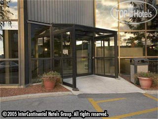 Hotel photo Holiday Inn Toronto Yorkdale 4*