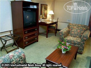 New photos from tourists Holiday Inn Toronto Yorkdale 4*