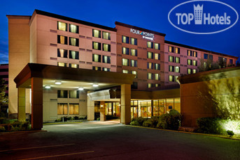 Hotelier's photos Four Points by Sheraton Toronto Airport 3*