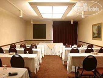 New photos from tourists Howard Johnson Inn and Suites Toronto East 2*