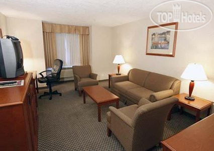 Новые добавленные фото туристов Comfort Hotel & Conference Centre 3*