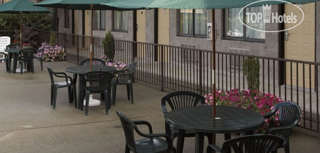New photos from tourists Langley Hwy Hotel 2*