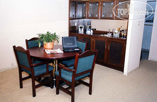 New photos from tourists Sheraton Vancouver Airport Hotel 4*