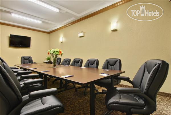 Hotel photo Best Western Plus Kamloops Hotel 3*