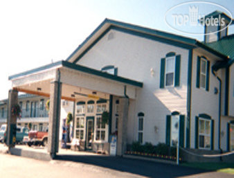 Hotel photo Super 8 One Hundred Mile House 2*
