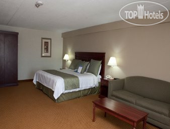 New photos from tourists Baymont Inn and Suites Niagara Falls 3*
