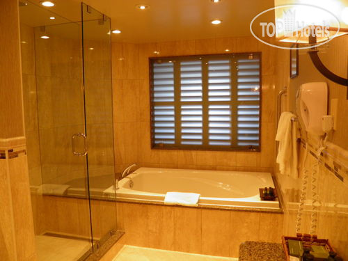 New photos from tourists Holiday Inn Peterborough-Waterfront 3*