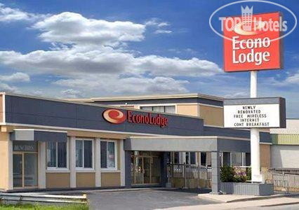 Hotelier's photos Econo Lodge City Centre 2*