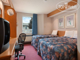 New photos from tourists Brockville Travelodge 2*