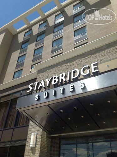 Hotelier's photos Staybridge Suites Hamilton - Downtown 3*