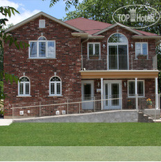 Hotelier's photos Two Rivers Bed And Breakfast 5*