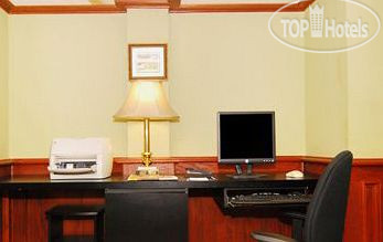 Hotelier's photos Best Western Plus Brampton 3*