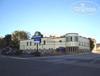 Hotelier's photos Days Inn Hamilton 3*
