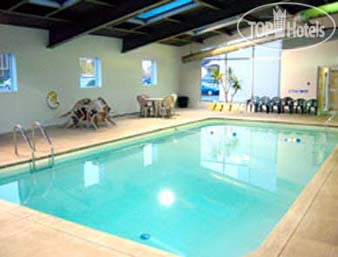 New photos from tourists Days Inn Niagara Falls, Center St., By the Fall 3*