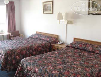 New photos from tourists Howard Johnson Inn Gananoque 2*
