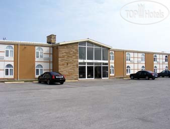 Hotelier's photos Howard Johnson Inn Sarnia 2*