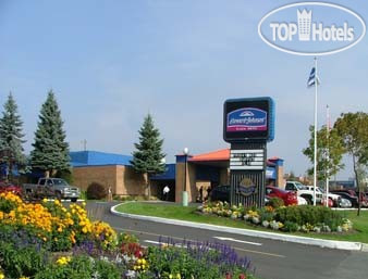 Hotelier's photos Howard Johnson Plaza Sudbury 3*