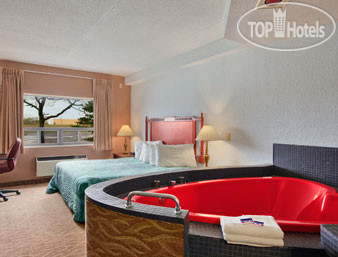 New photos from tourists Knights Inn - Welland 3*